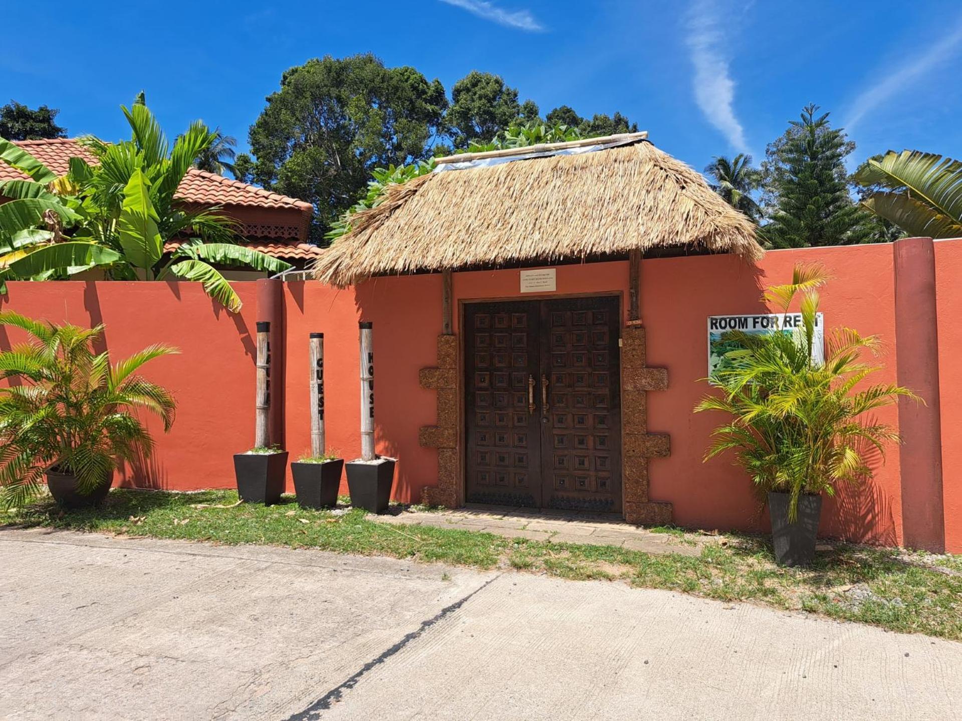 Laura Guest House-Adult Only- Hua Thanon  Exterior photo